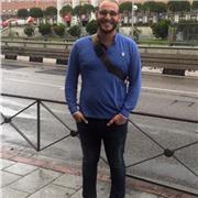 Clases de percusión, en especial percusión latina, bajo y canto